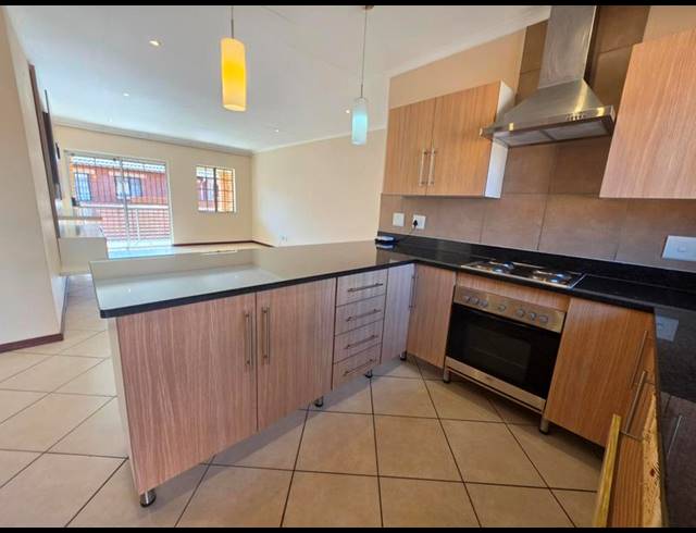 3 BEDROOM PROPERTY TO RENT IN MOOIKLOOF RIDGE ESTATE